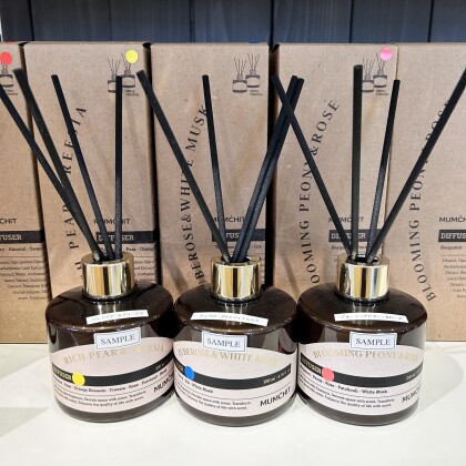 韓国発⭐️モムチ ディフューザー入荷しました！公式アプリ登録で初回5%OFFのクーポンプレゼント🎁