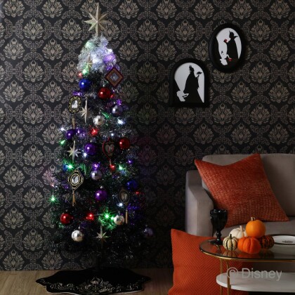 クリスマスツリーのスターターセットが入荷いたしました〜🎄🕯️🎅今年はクリスマスグッズも種類豊富です💝
