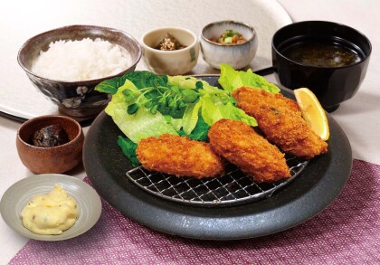 🍁秋晴れですね～🍁 海のミルク【広島県産大粒カキフライ御膳】でサクッとプリっとジューシ～な日曜日を😊