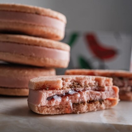 いちごチョコサンド 新発売🥯✨