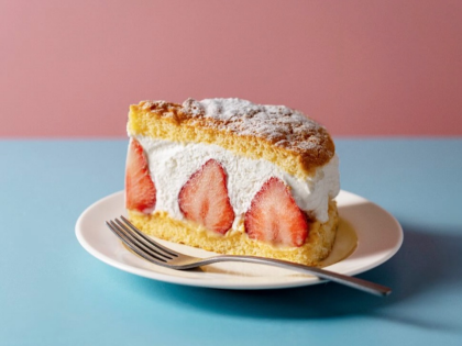【 9.10日限定❕🍓】いちごのケーキ販売しております🐇🩷