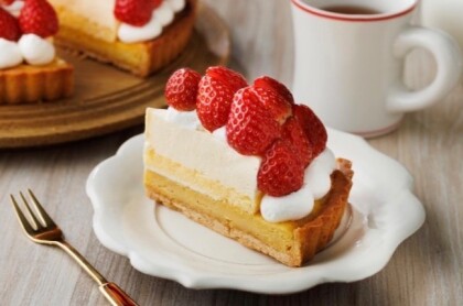 ゴロっと苺が入ったいちごケーキ🎂🍓🍓´-