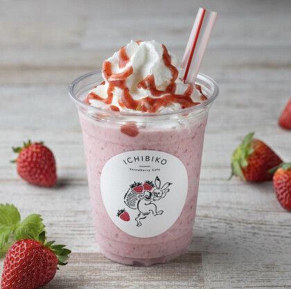 ひんやり冷たいいちごドリンク🍓🥤