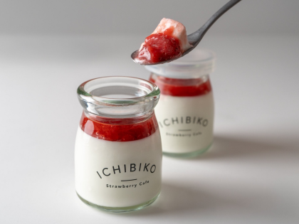 ミガキイチゴのいちごジャムがのった贅沢カスタードプリン🍮🌟