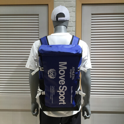 収納力抜群!スクエアバックパック