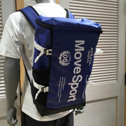 収納力抜群!スクエアバックパック