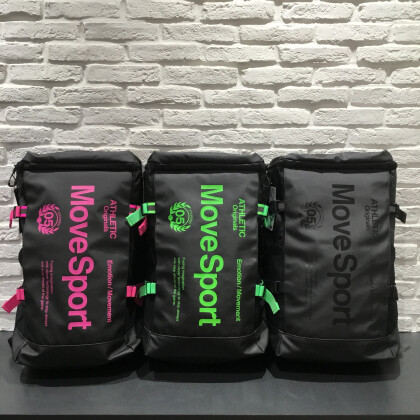 収納力抜群!スクエアバックパック