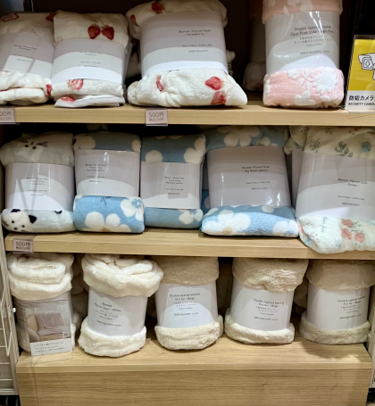 🩷THREEPPY🩷寒い冬に☃️!フワフワあったか🐻ブランケット(サイズ比較写真あり)