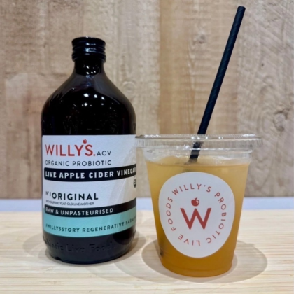 Willy’s(ウィリーズ)完全オーガニックのアップルサイダーヴィネガー(りんご酢🍎)のご紹介です✨