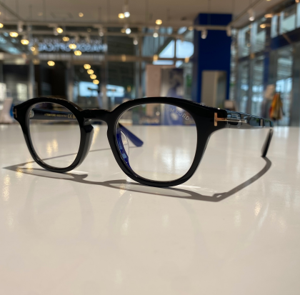 ✨【大人気】TOMFORD入荷✨